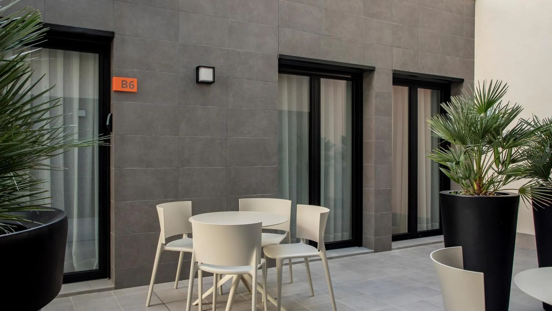 Europa Apartments Οσπιταλέτ ντε Λιοβρεγάτ 0*,